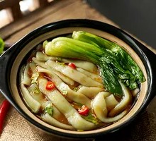Clay Pot Handmade Noodles