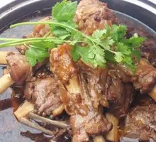 Iron Pot Stewed Mountain Goat Meat