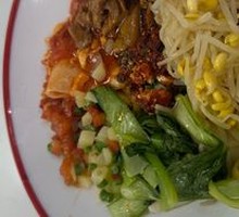 Traditional Oil-Poured Noodles