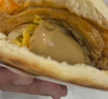 Braised Pork in Flatbread