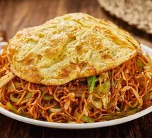 Stir-fried Flatbread and Thin Noodles Combo with Fried Egg