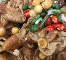 Private Chef's Intestine Stew