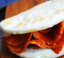 Spicy Potato Slices in Flatbread