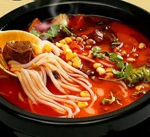 Tomato Pork Rib Noodles