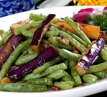 Eggplant and Green Beans Stir-fry