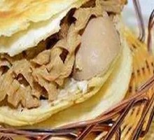 Lean Pork Egg Flower Dry Vegetable Steamed Bun