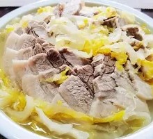 Sour Cabbage Pork with Vermicelli