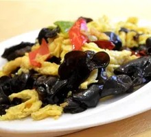 Wood Ear Mushroom and Egg Fried Rice