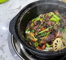 Spicy Chicken Stew with Tea Tree Mushrooms