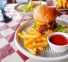 Cheese Lava Beef Burger