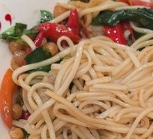 Dry-Mixed Ginger Duck Noodles