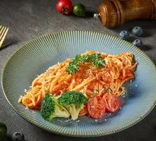 Classic Italian Meat Sauce Pasta