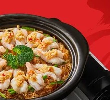 Stir-Fried Garlic Shrimp with Rice Noodles