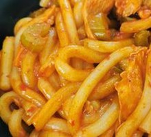 Half Fried Chicken with Rice Noodles