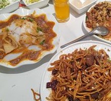 Donkey Meat Stir-Fried Noodles