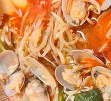Signature Clam Rice Noodles