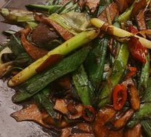 Stir-Fried Morel Mushrooms