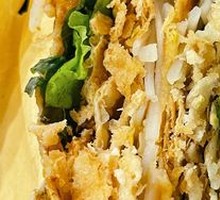 Potato Shreds Pancake with Egg and Sauce