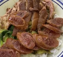 猪脚腊肠双拼饭