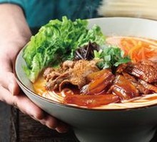 Classic Beef Trio Noodles