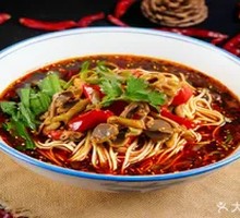 Pickled Pepper Tripe Noodles