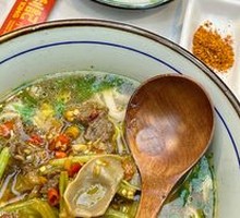 Changsha Stir-fried Yellow Beef Noodles