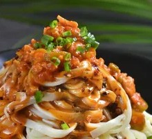 Tomato and Noodles Salad