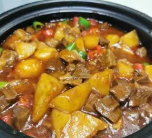 Smoked Bamboo Shoots and Potatoes Braised Beef Brisket