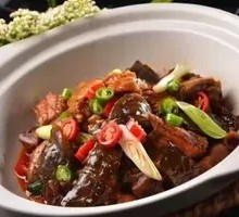 Braised Turtle with Red Sauce