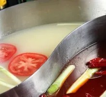 Beef and Seafood Spicy Double-Boiled Hot Pot