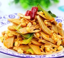 Bean Sprout and Wheat Gluten Stir-fry