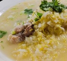 Braised Pork Knuckle with Pickled Cabbage