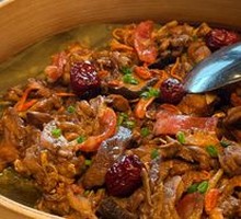 Five-Finger Peach Root Steamed Qingyuan Chicken