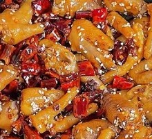 Nengxing Jianghu Braised Chicken Feet