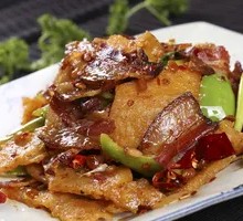 Potato Pancake Stir-fried with Preserved Pork