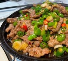 Grilled Beef on Iron Plate