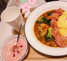 Fried Chicken Curry Omelette Rice