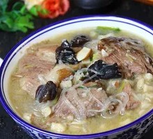 Premium Lamb Soup with Flatbread