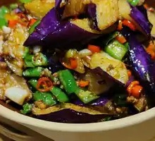 Minced Pork with Eggplant Stew