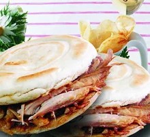 Spicy Duck Meat in Flatbread