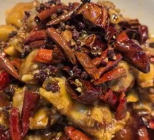 Pig Trotter and Chicken Claw Stew