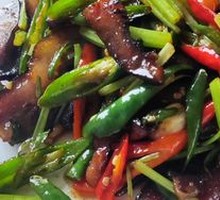 Stir-fried Preserved Pork Head Meat