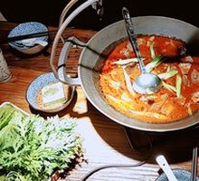 Signature Black Pepper Tomato Beef Brisket Pot