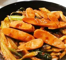 Sauce-Flavored Ham Sausage Fried Rice Noodles