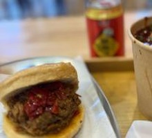 Spicy Chili Steamed Pork in Flatbread