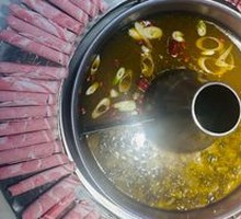 Sour Cabbage Mushroom Hot Pot