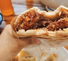 Braised Pork in Flatbread