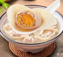 蛋黄鲜肉馄饨