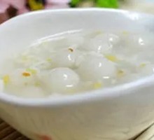 Glutinous Rice Balls in Fermented Rice Soup