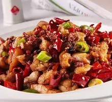 Spicy Chicken Dice with Chili Peppers